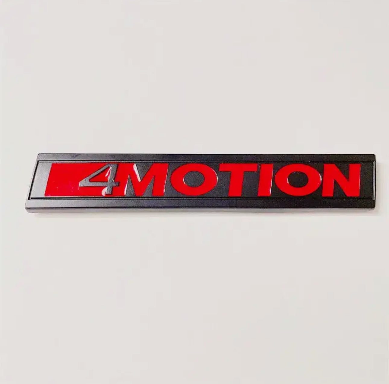Emblème « 4motion »
