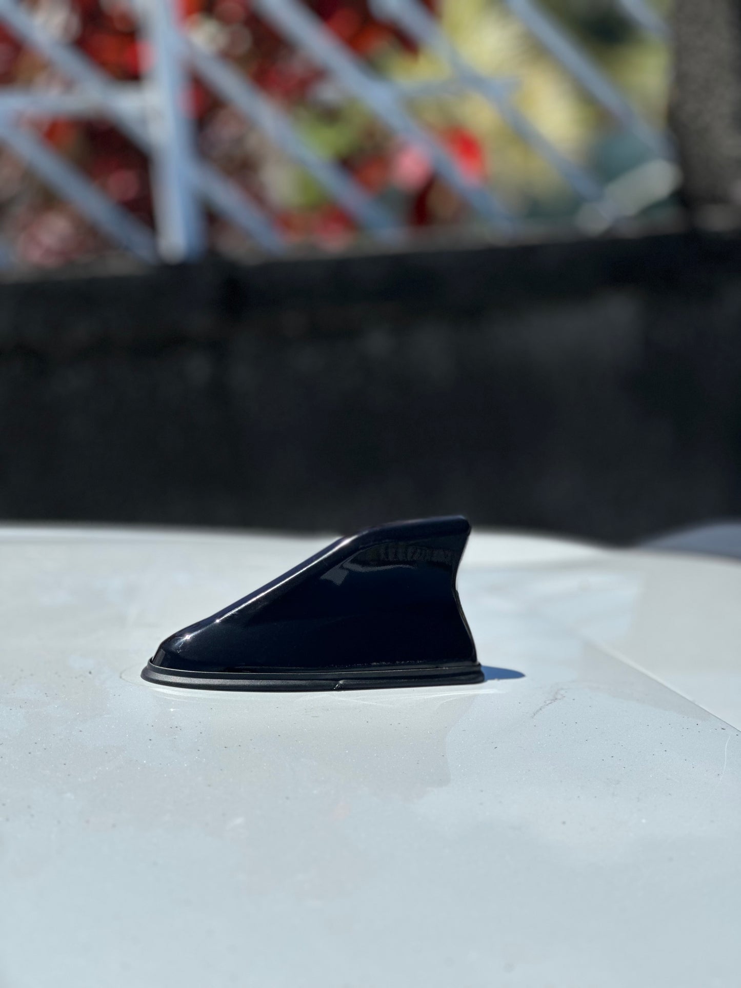 Antenne style aileron de requin