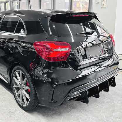 Rajout de lames de diffuseur de pare-chocs arrière Mercedes Benz Classe A W176 A45 AMG