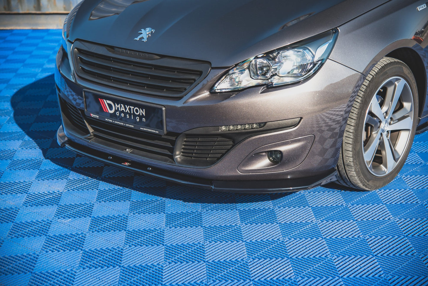 Lame de pare-chocs avant V2 Peugeot 308 (MK2)