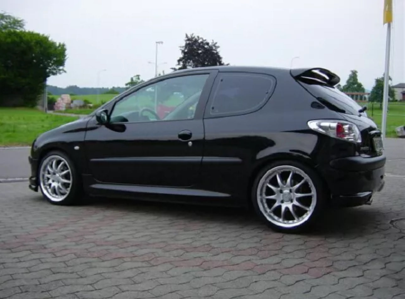 Becquet Peugeot 206