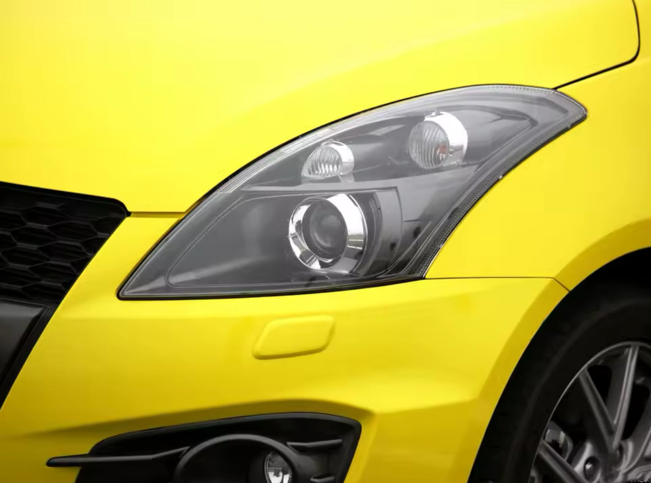 Coques de phares avants Suzuki Swift