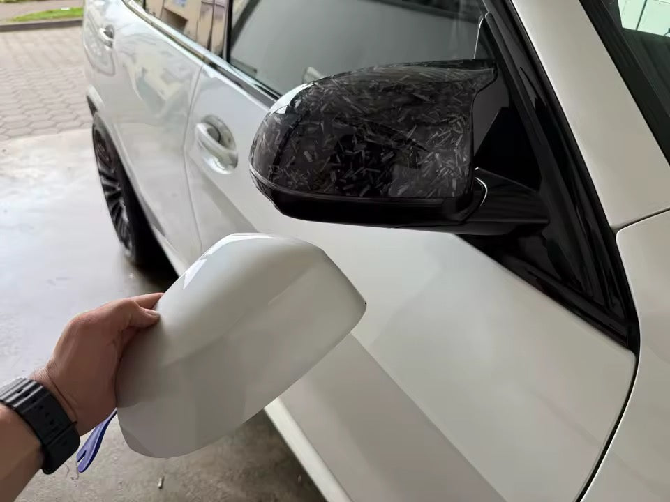 Coques de rétroviseurs style Batman BMW X3 / X4 / X5 / X6 / X7 / iX3