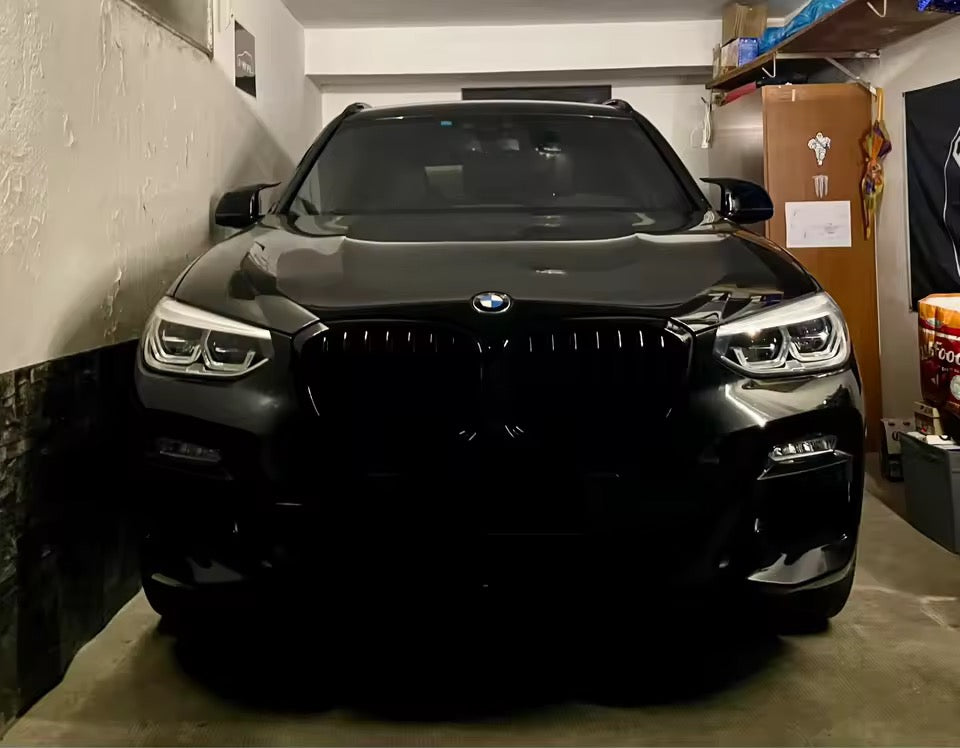 Coques de rétroviseurs style Batman BMW X3 / X4 / X5 / X6 / X7 / iX3