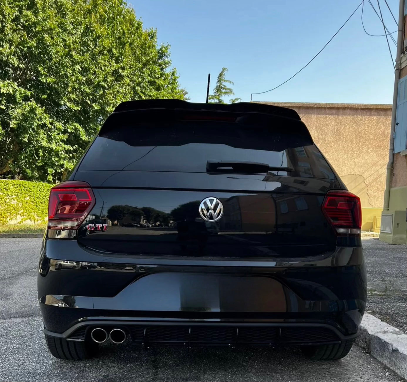 Rajout de lames de diffuseur de pare-chocs arrière Volkswagen Polo AW (MK6)